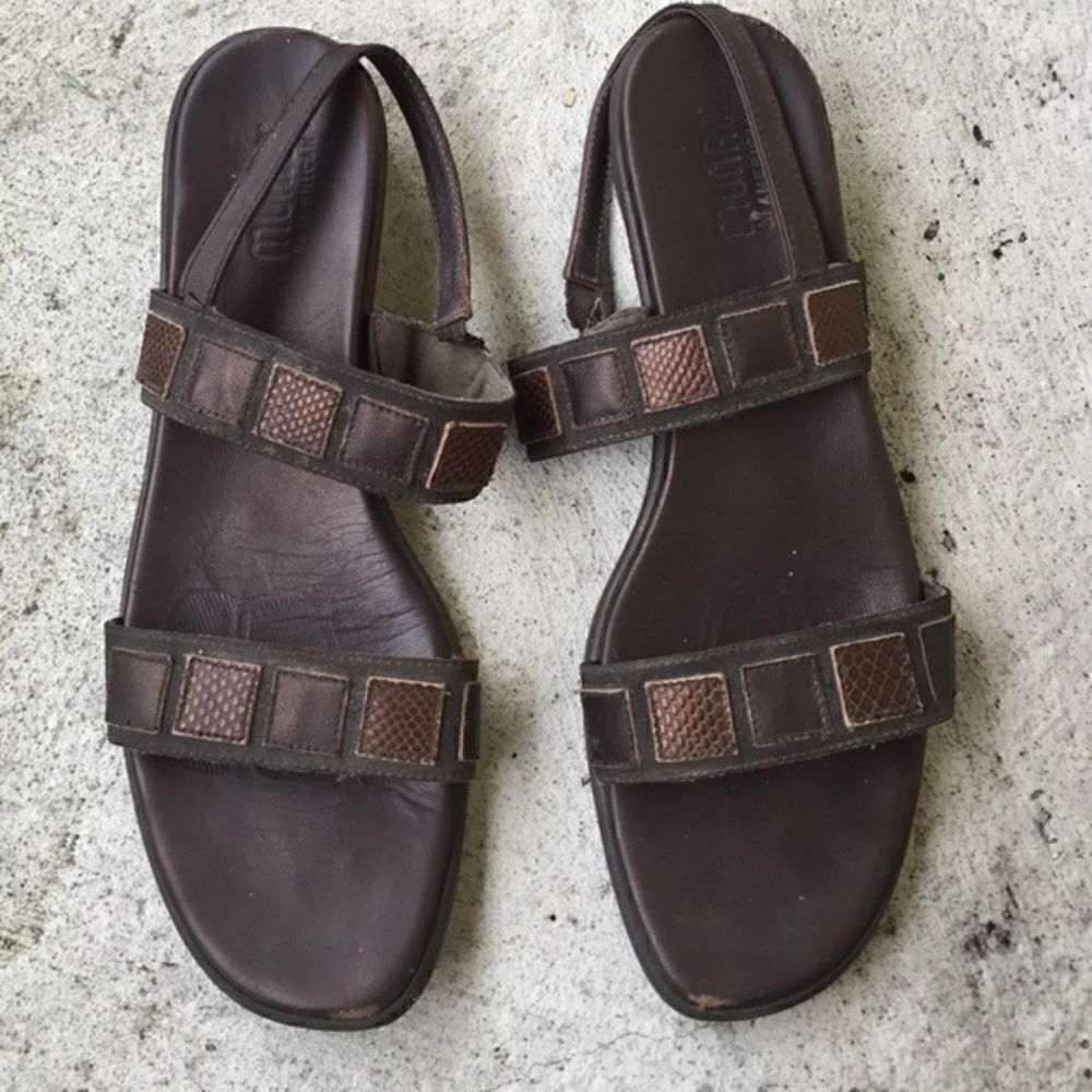 Munro  Sandals